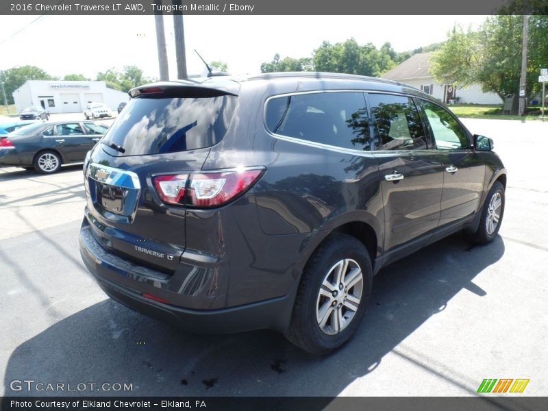 Tungsten Metallic / Ebony 2016 Chevrolet Traverse LT AWD