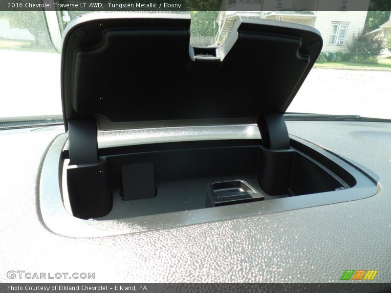 Tungsten Metallic / Ebony 2016 Chevrolet Traverse LT AWD