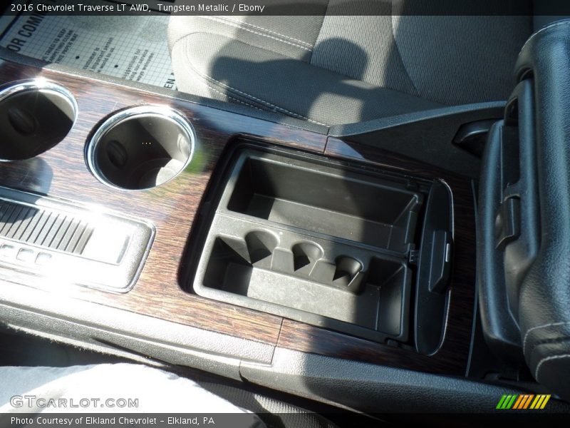 Tungsten Metallic / Ebony 2016 Chevrolet Traverse LT AWD