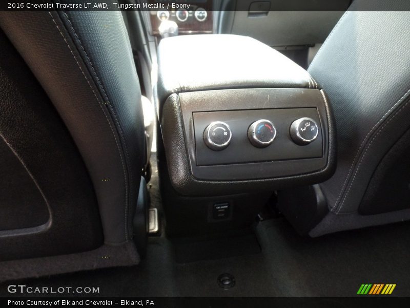 Tungsten Metallic / Ebony 2016 Chevrolet Traverse LT AWD