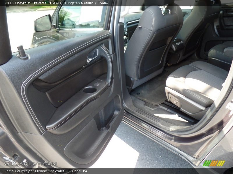 Tungsten Metallic / Ebony 2016 Chevrolet Traverse LT AWD