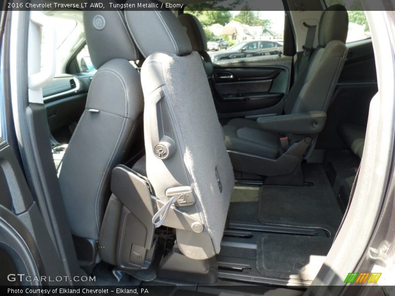 Tungsten Metallic / Ebony 2016 Chevrolet Traverse LT AWD