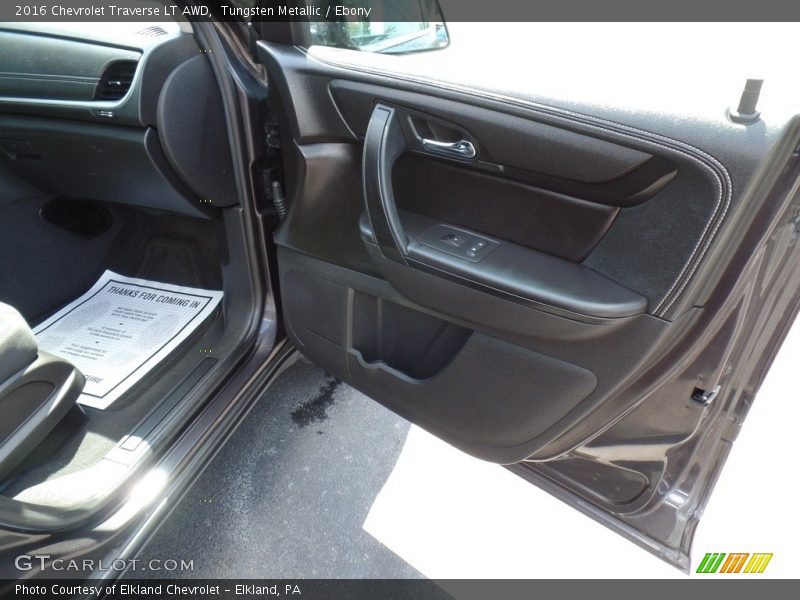Tungsten Metallic / Ebony 2016 Chevrolet Traverse LT AWD