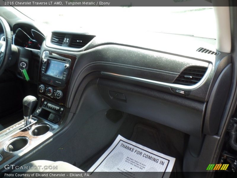Tungsten Metallic / Ebony 2016 Chevrolet Traverse LT AWD