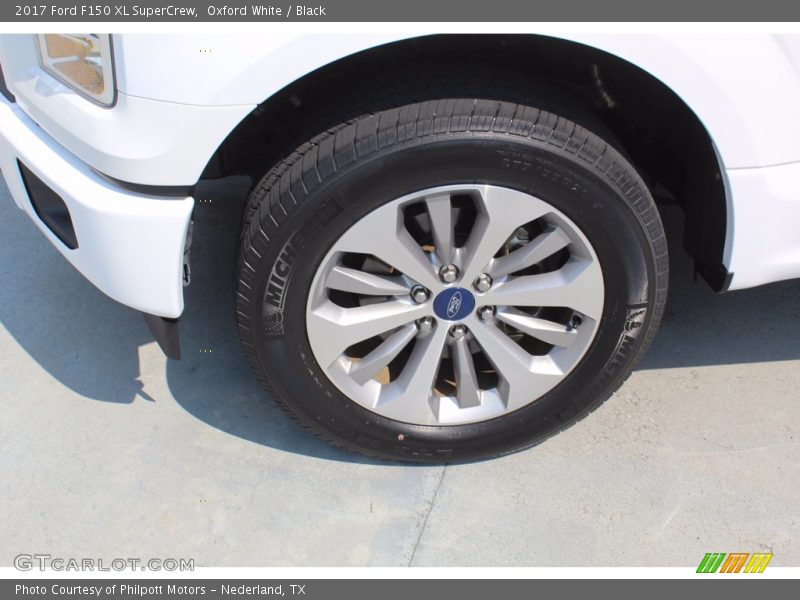 Oxford White / Black 2017 Ford F150 XL SuperCrew