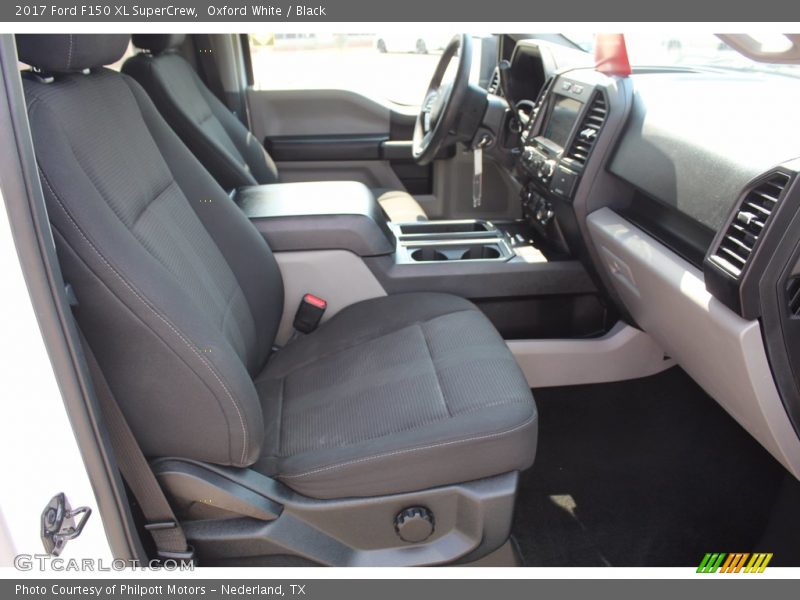 Oxford White / Black 2017 Ford F150 XL SuperCrew
