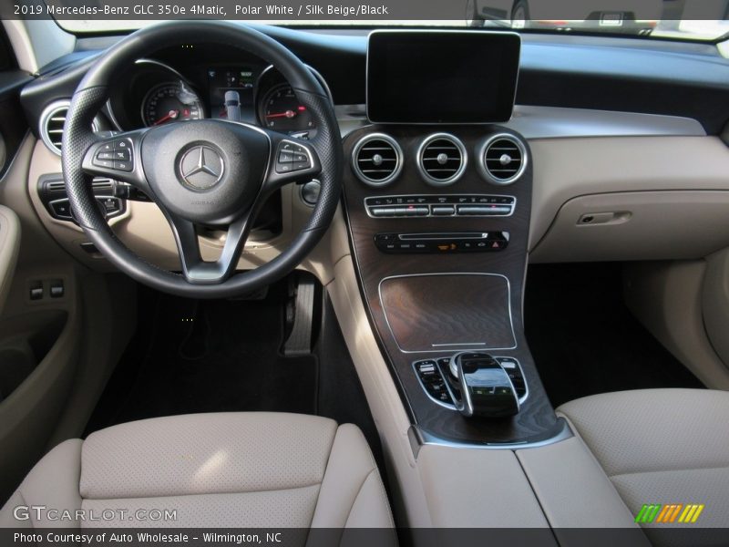 Polar White / Silk Beige/Black 2019 Mercedes-Benz GLC 350e 4Matic