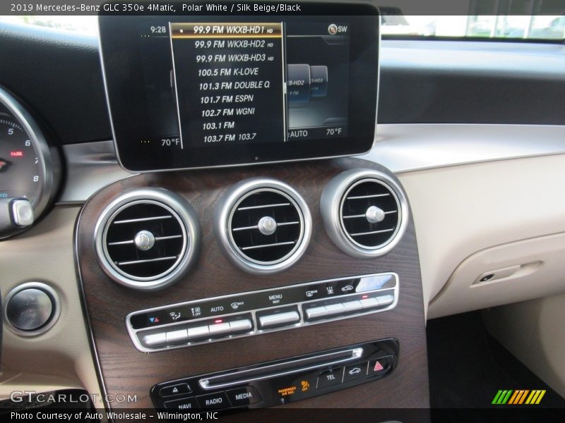 Polar White / Silk Beige/Black 2019 Mercedes-Benz GLC 350e 4Matic