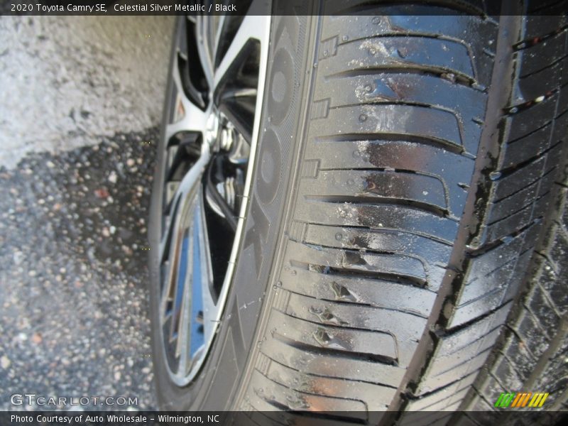 Celestial Silver Metallic / Black 2020 Toyota Camry SE