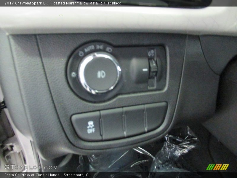 Toasted Marshmallow Metallic / Jet Black 2017 Chevrolet Spark LT