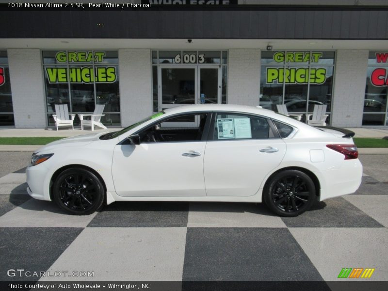 Pearl White / Charcoal 2018 Nissan Altima 2.5 SR