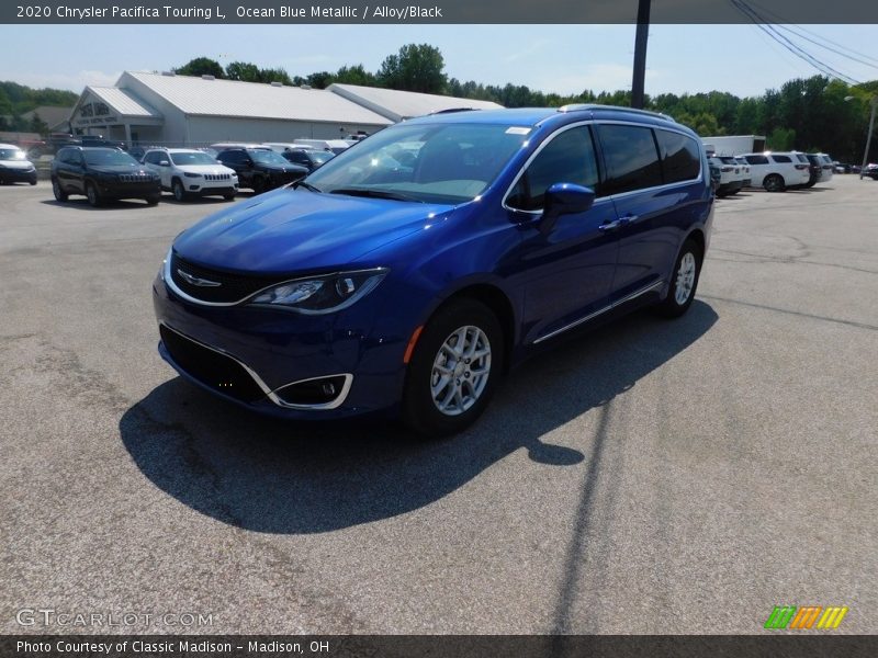 Ocean Blue Metallic / Alloy/Black 2020 Chrysler Pacifica Touring L