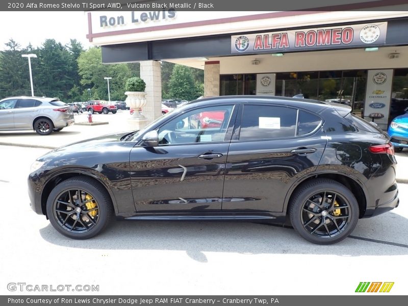 Vulcano Black Metallic / Black 2020 Alfa Romeo Stelvio TI Sport AWD