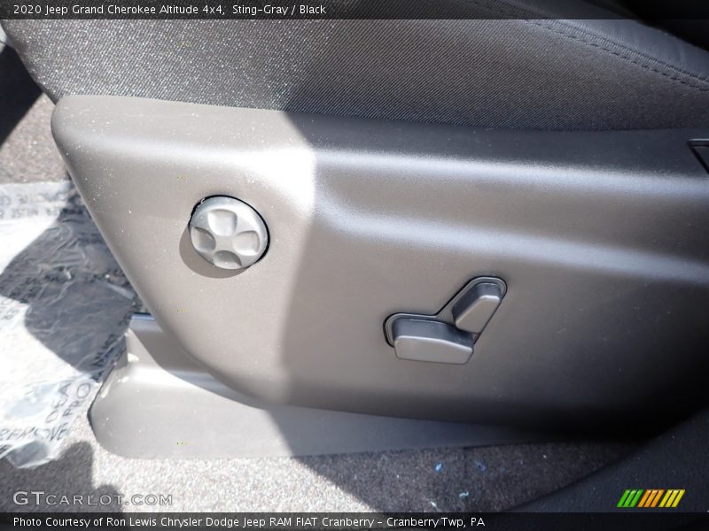 Sting-Gray / Black 2020 Jeep Grand Cherokee Altitude 4x4