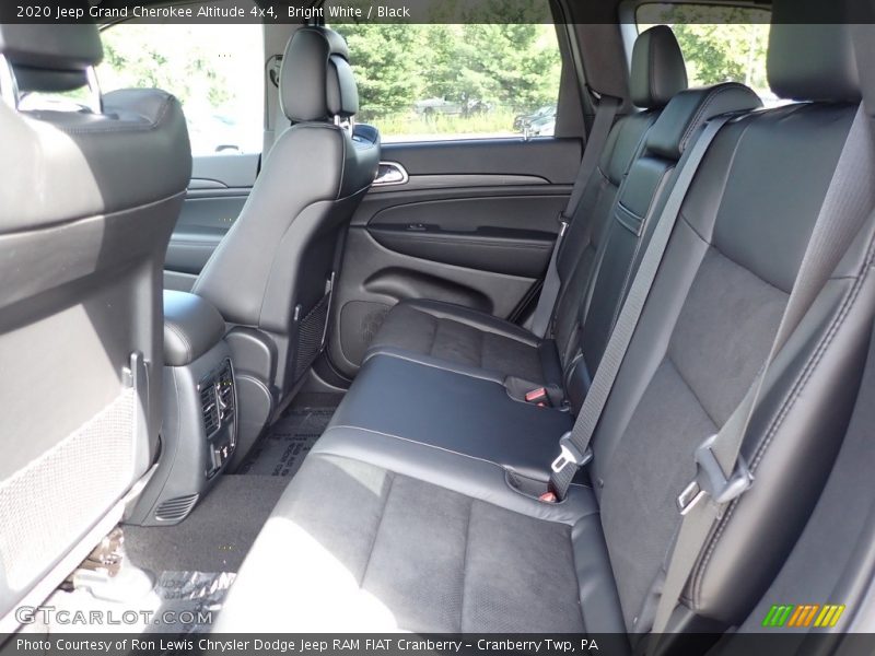 Bright White / Black 2020 Jeep Grand Cherokee Altitude 4x4