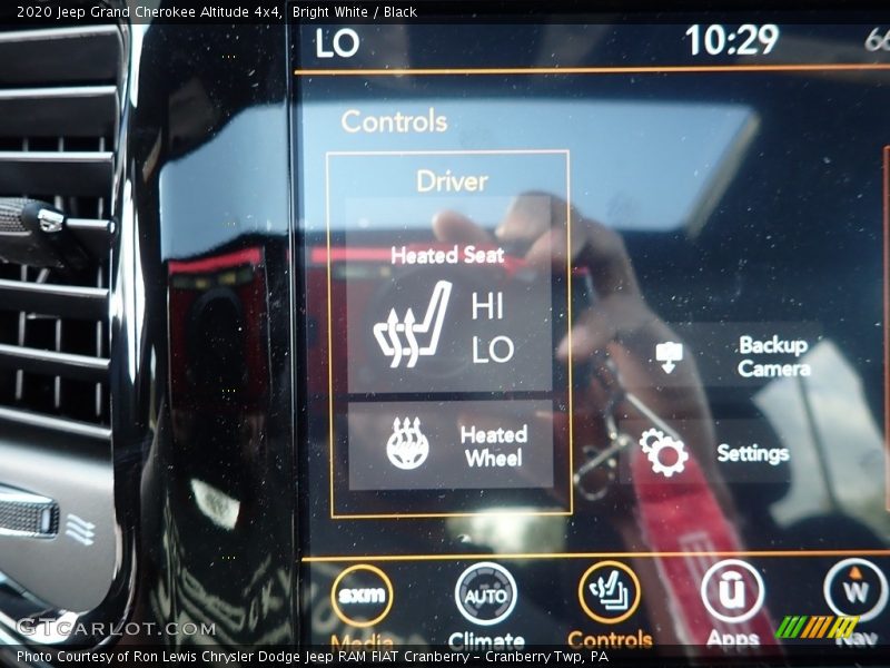 Bright White / Black 2020 Jeep Grand Cherokee Altitude 4x4