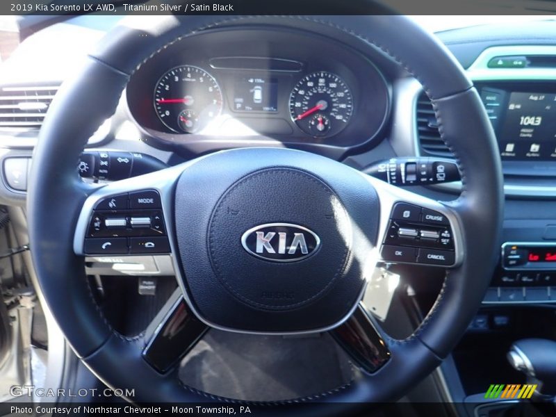 Titanium Silver / Satin Black 2019 Kia Sorento LX AWD