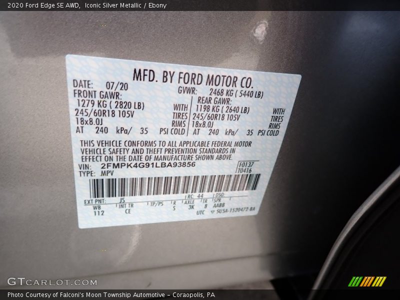 Iconic Silver Metallic / Ebony 2020 Ford Edge SE AWD