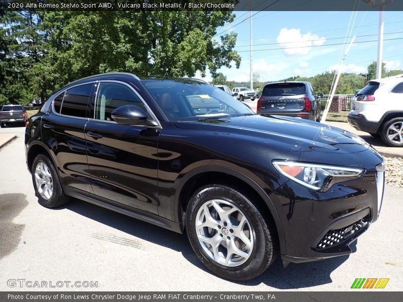 Vulcano Black Metallic / Black/Chocolate 2020 Alfa Romeo Stelvio Sport AWD