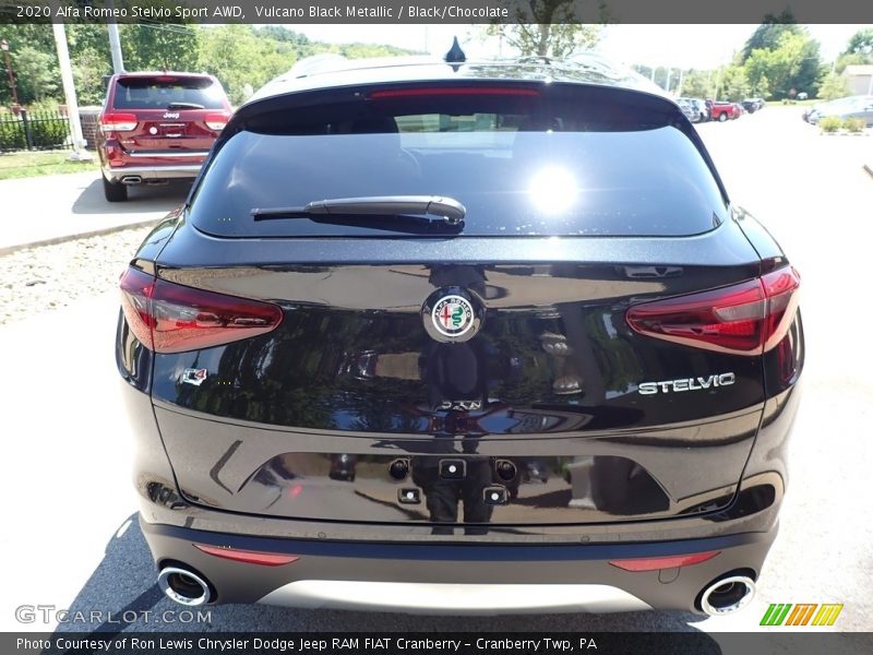 Vulcano Black Metallic / Black/Chocolate 2020 Alfa Romeo Stelvio Sport AWD