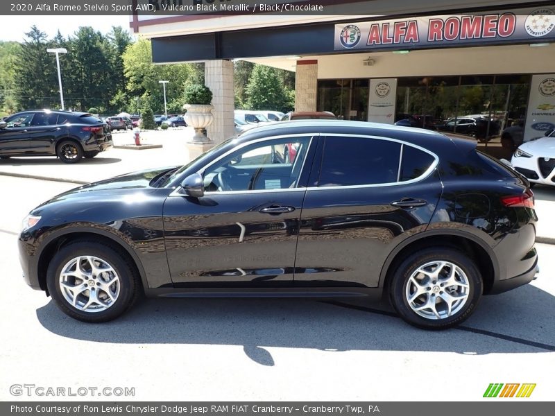 Vulcano Black Metallic / Black/Chocolate 2020 Alfa Romeo Stelvio Sport AWD