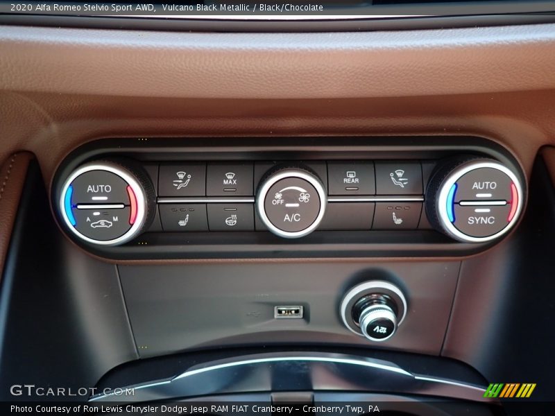 Vulcano Black Metallic / Black/Chocolate 2020 Alfa Romeo Stelvio Sport AWD