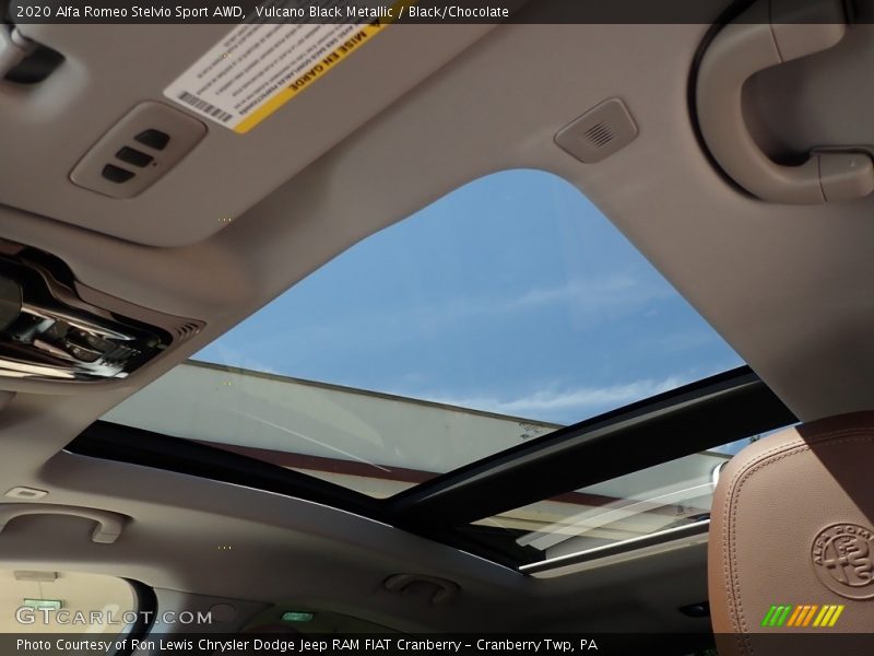 Vulcano Black Metallic / Black/Chocolate 2020 Alfa Romeo Stelvio Sport AWD
