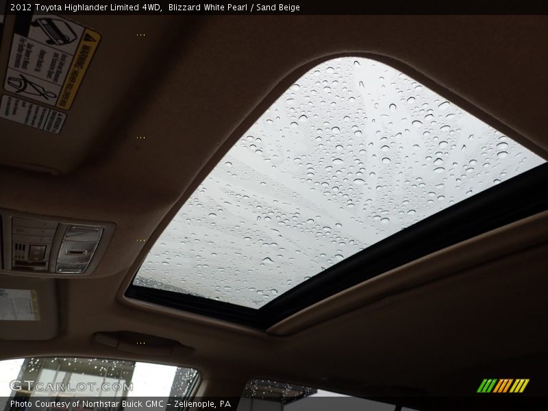 Blizzard White Pearl / Sand Beige 2012 Toyota Highlander Limited 4WD