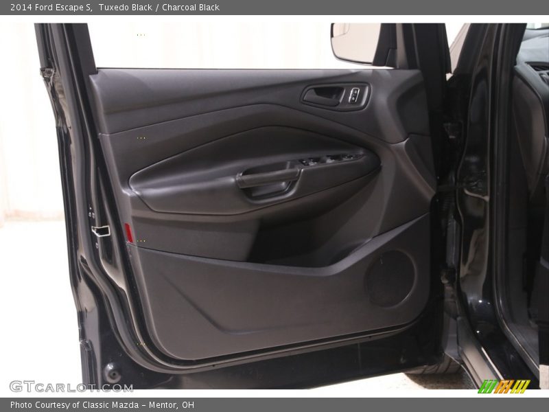 Tuxedo Black / Charcoal Black 2014 Ford Escape S