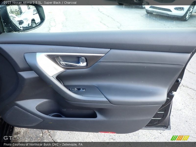 Super Black / Charcoal 2015 Nissan Altima 2.5 SL