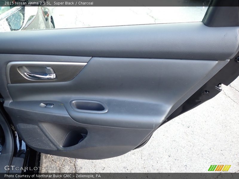 Super Black / Charcoal 2015 Nissan Altima 2.5 SL