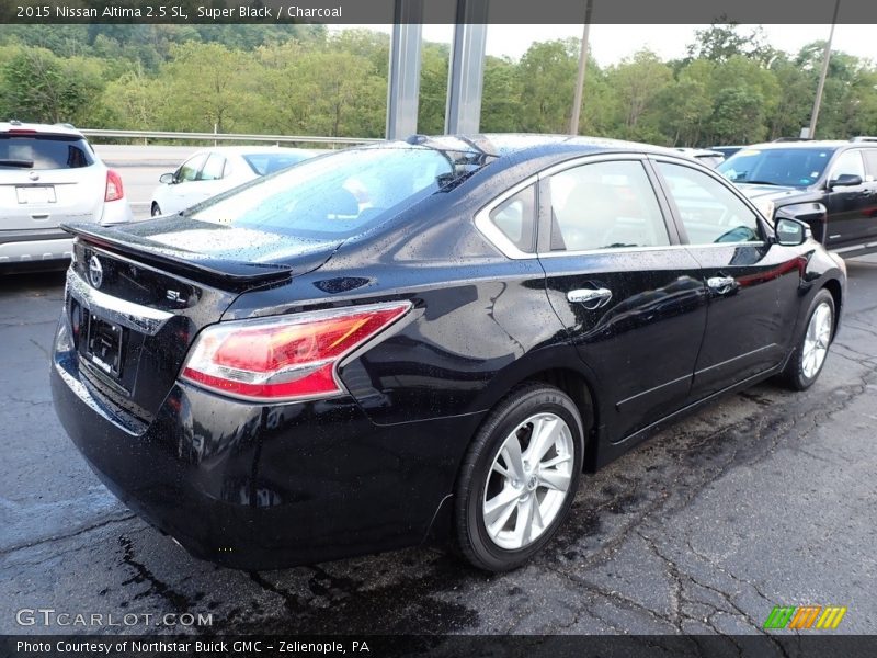 Super Black / Charcoal 2015 Nissan Altima 2.5 SL
