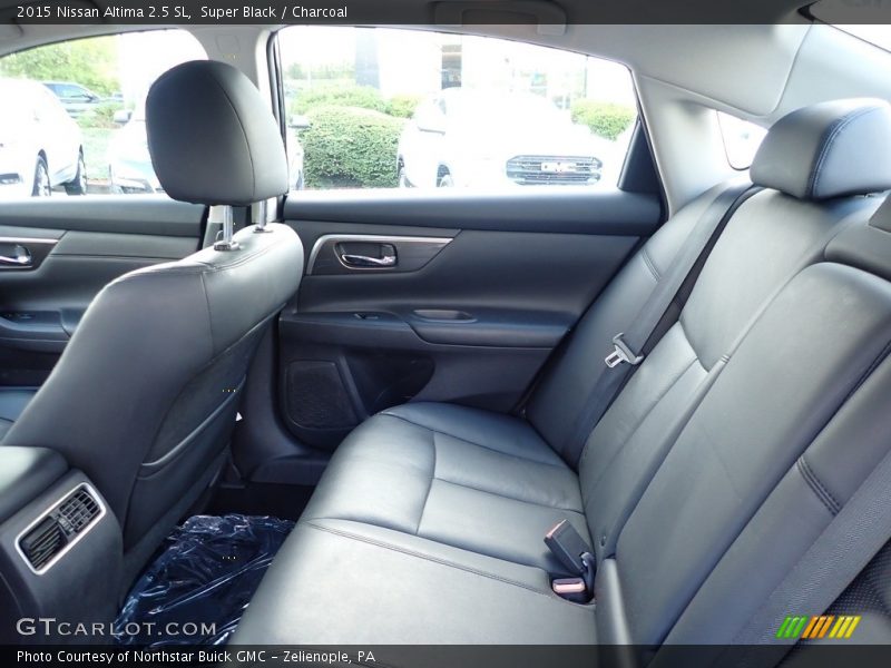 Super Black / Charcoal 2015 Nissan Altima 2.5 SL