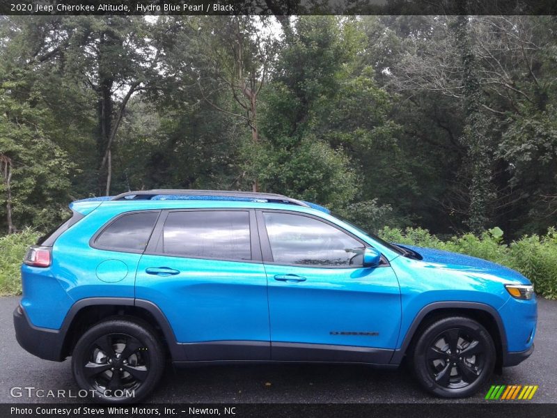 Hydro Blue Pearl / Black 2020 Jeep Cherokee Altitude