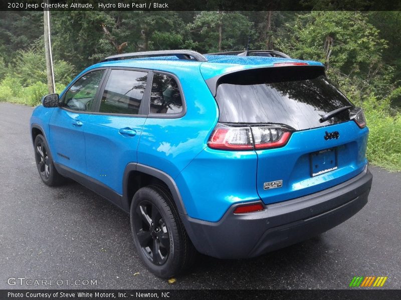 Hydro Blue Pearl / Black 2020 Jeep Cherokee Altitude
