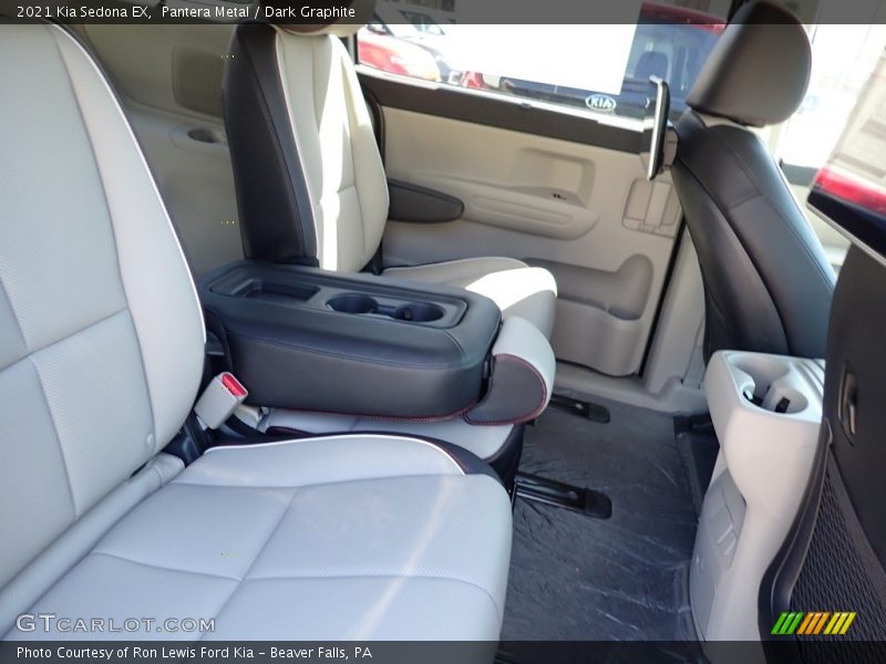 Pantera Metal / Dark Graphite 2021 Kia Sedona EX