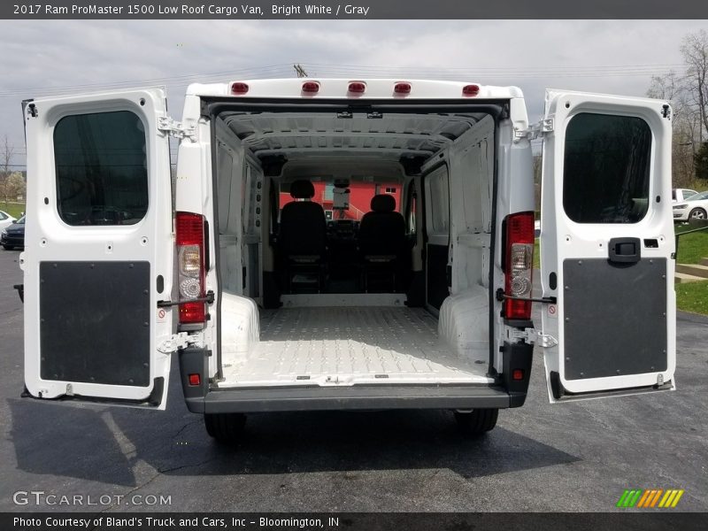 Bright White / Gray 2017 Ram ProMaster 1500 Low Roof Cargo Van