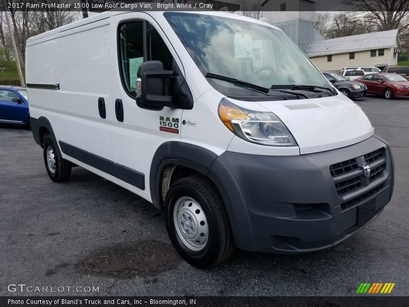 Bright White / Gray 2017 Ram ProMaster 1500 Low Roof Cargo Van