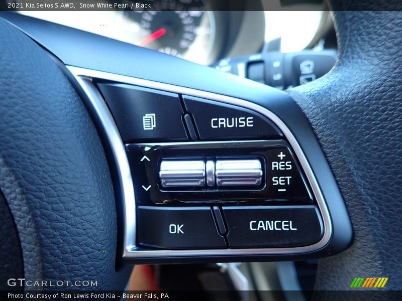 Snow White Pearl / Black 2021 Kia Seltos S AWD