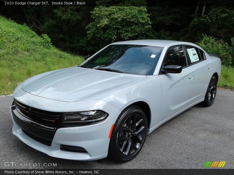 Front 3/4 View of 2020 Charger SXT
