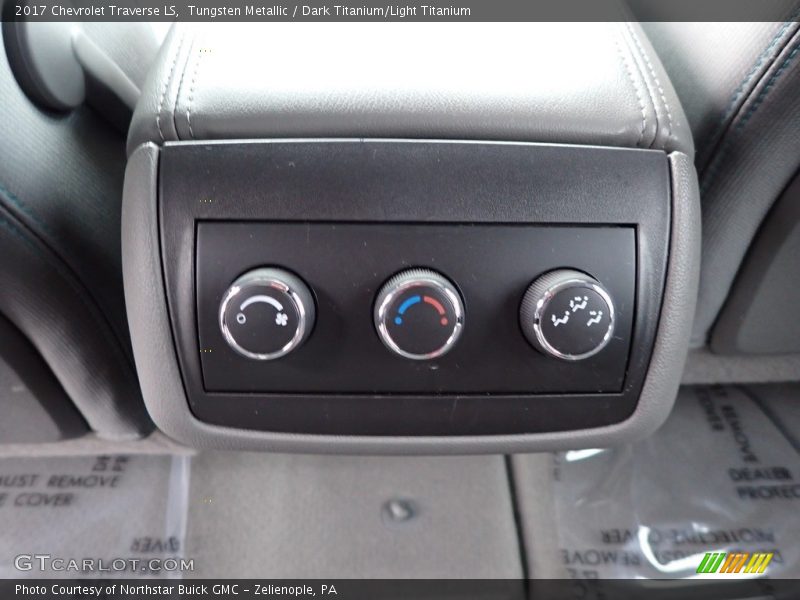 Tungsten Metallic / Dark Titanium/Light Titanium 2017 Chevrolet Traverse LS