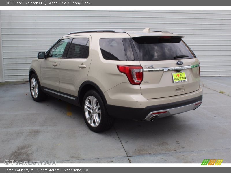 White Gold / Ebony Black 2017 Ford Explorer XLT