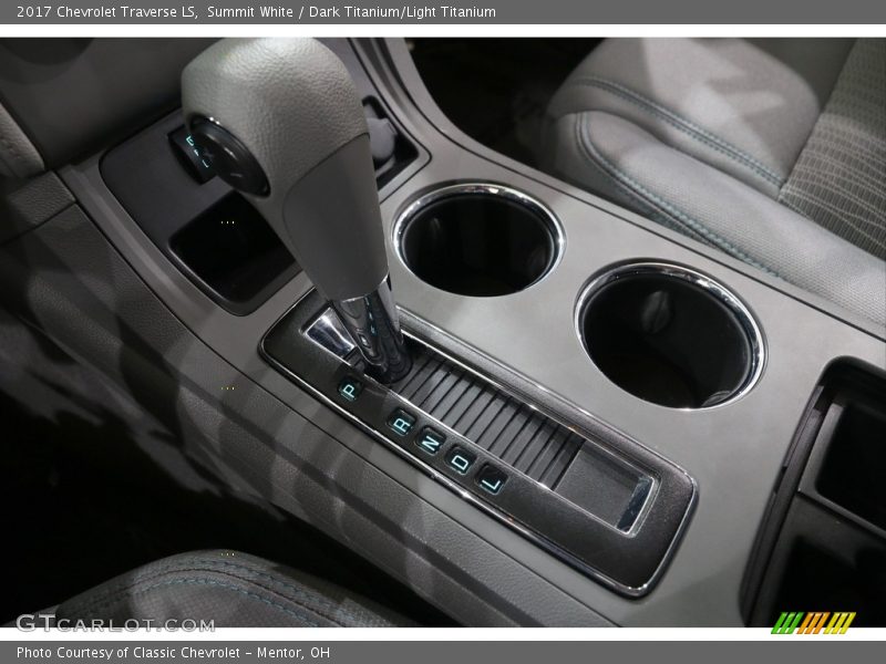 Summit White / Dark Titanium/Light Titanium 2017 Chevrolet Traverse LS