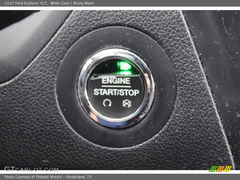 White Gold / Ebony Black 2017 Ford Explorer XLT