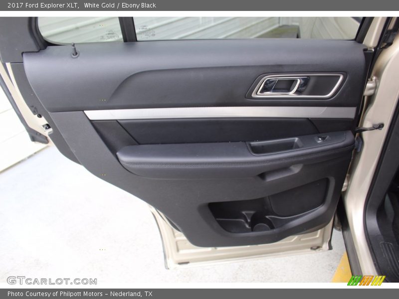 White Gold / Ebony Black 2017 Ford Explorer XLT