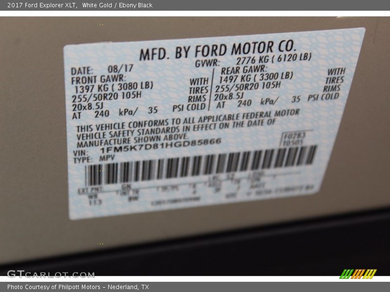White Gold / Ebony Black 2017 Ford Explorer XLT