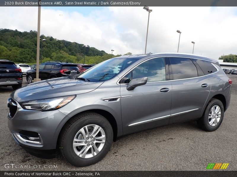 Front 3/4 View of 2020 Enclave Essence AWD
