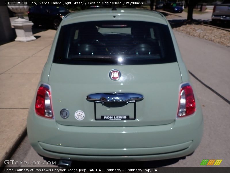 Verde Chiaro (Light Green) / Tessuto Grigio/Nero (Grey/Black) 2012 Fiat 500 Pop