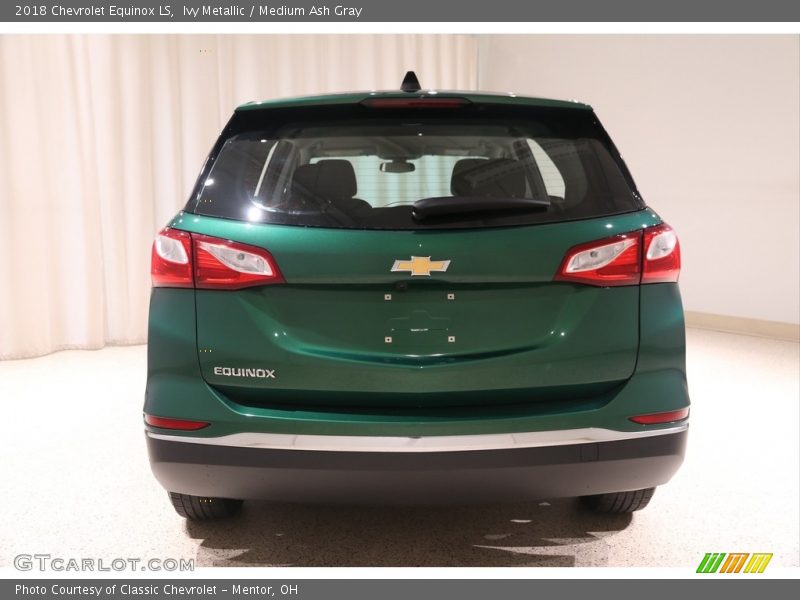 Ivy Metallic / Medium Ash Gray 2018 Chevrolet Equinox LS
