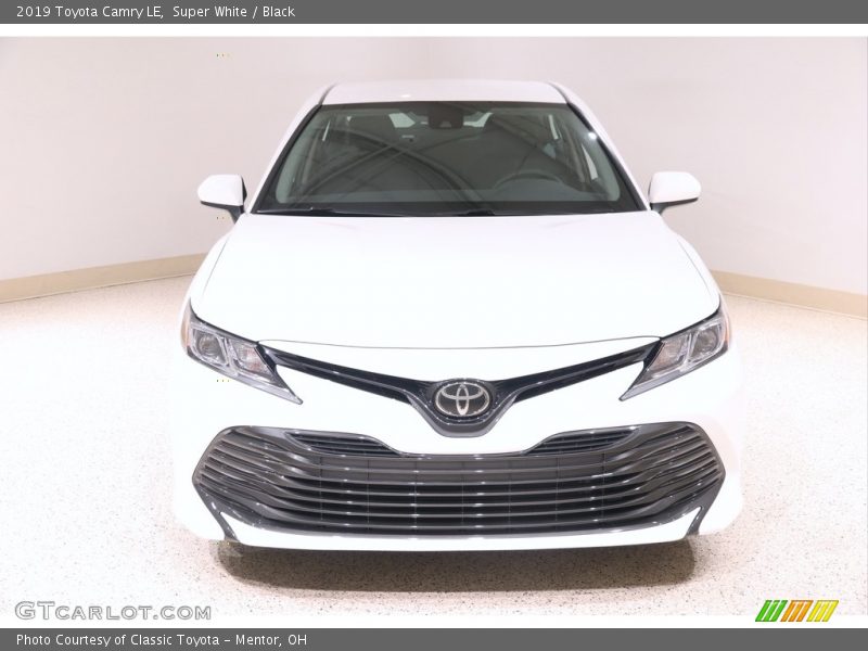 Super White / Black 2019 Toyota Camry LE